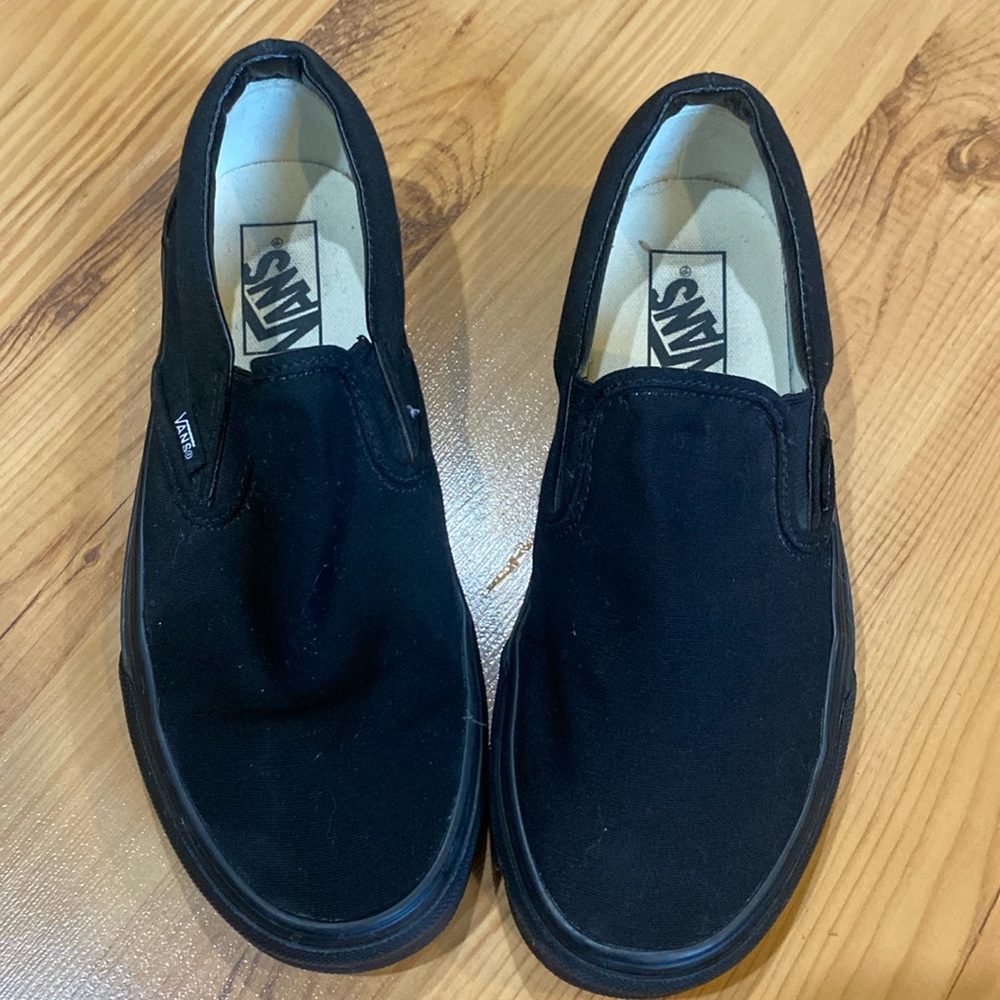 Black vans